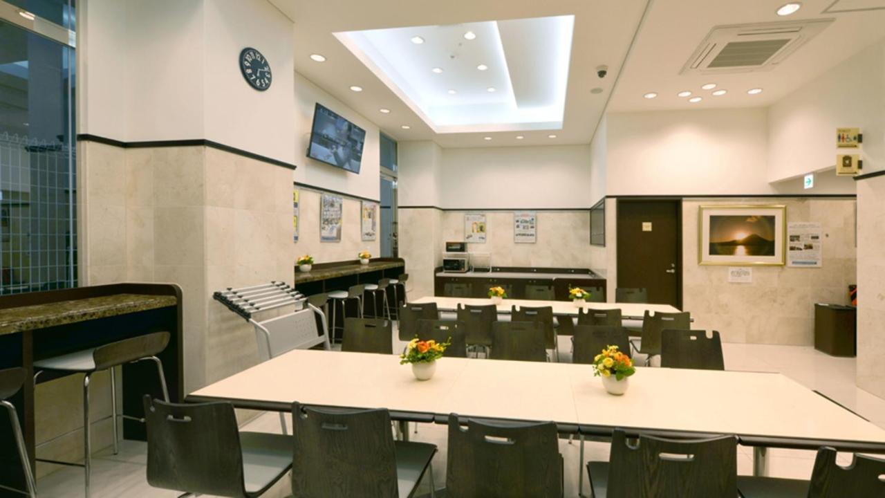Toyoko Inn Tokyo Otemachi Buitenkant foto