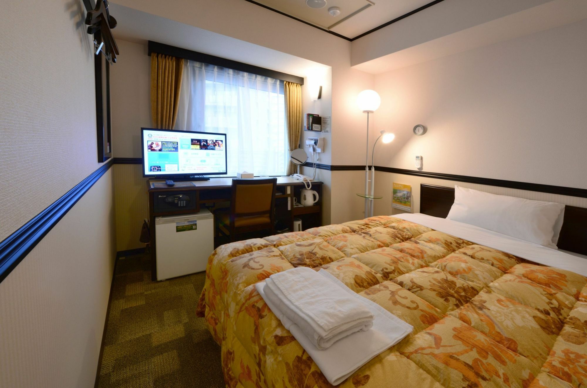 Toyoko Inn Tokyo Otemachi Buitenkant foto